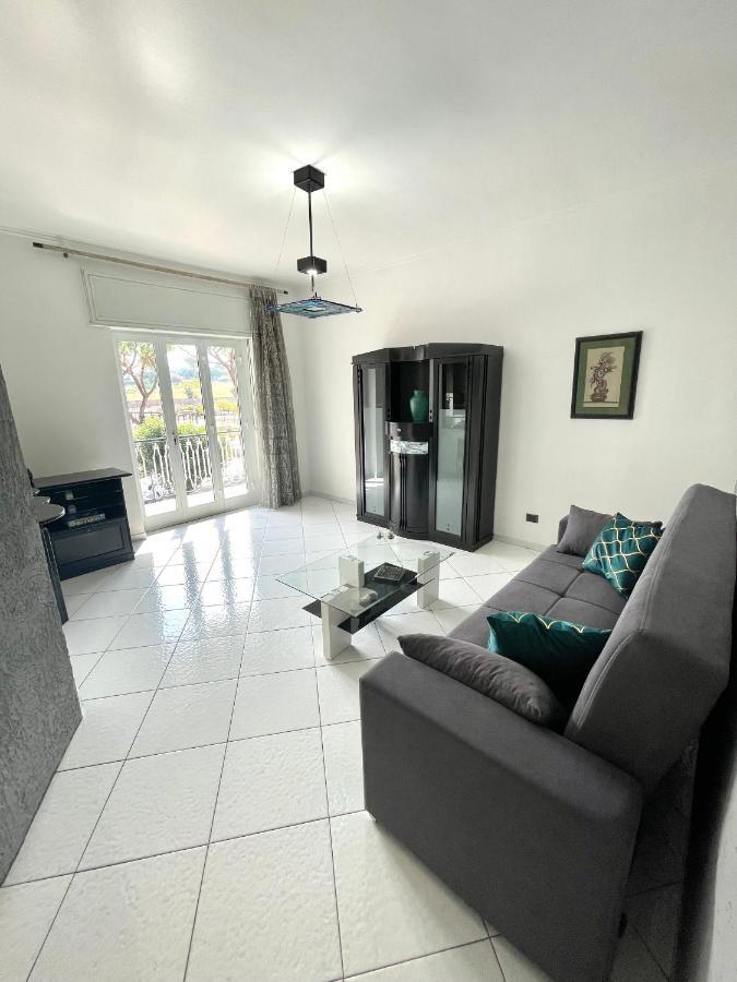 Madras Apartment San Giorgio a Cremano Eksteriør billede