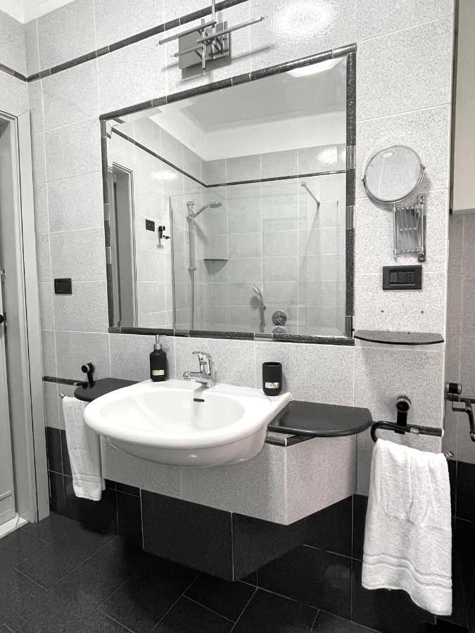 Madras Apartment San Giorgio a Cremano Eksteriør billede